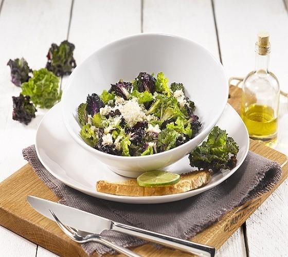 Raw Tuscan Frisetta salad