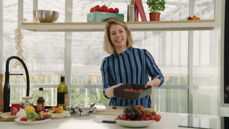 Angello Recept Romesco saus gemaakt van pitloze paprikaatjes