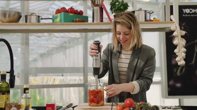 Angello Recept Gazpacho of baby plum and seedless peppers